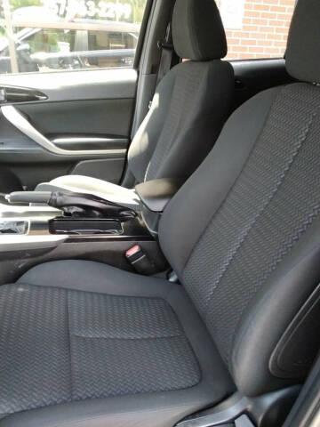 2023 Mitsubishi Eclipse Cross ES