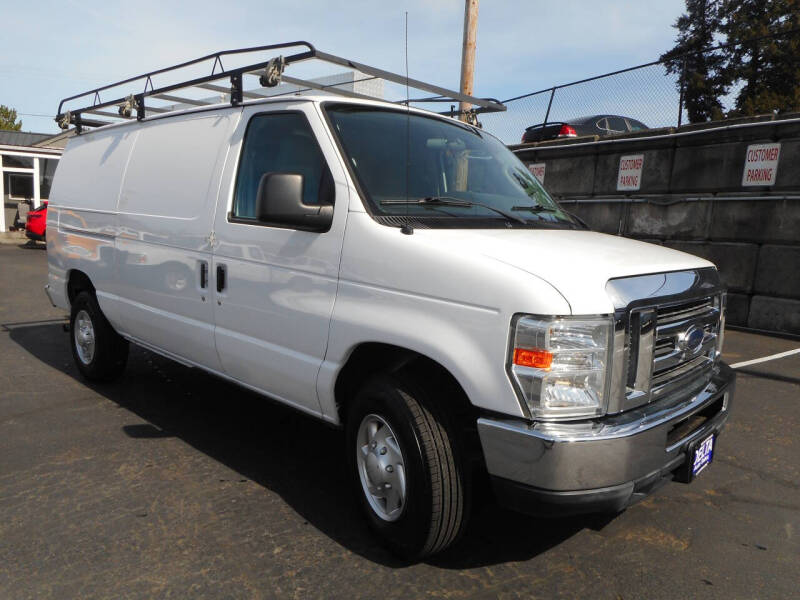 2012 Ford E-Series E-350 SD