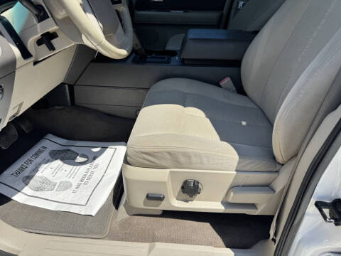 2012 Ford Expedition XLT