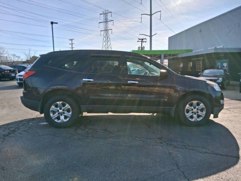 2010 Chevrolet Traverse LS