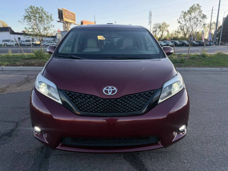 2016 Toyota Sienna