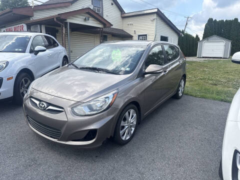 2013 Hyundai Accent SE