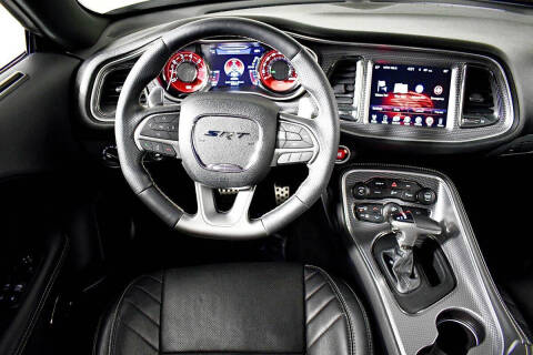 2015 Dodge Challenger SRT Hellcat