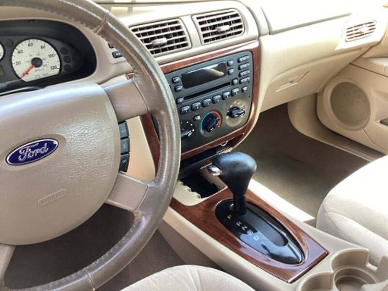 2007 Ford Taurus SEL