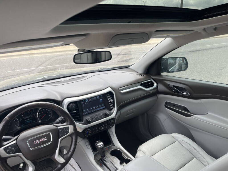 2019 GMC Acadia SLT-1