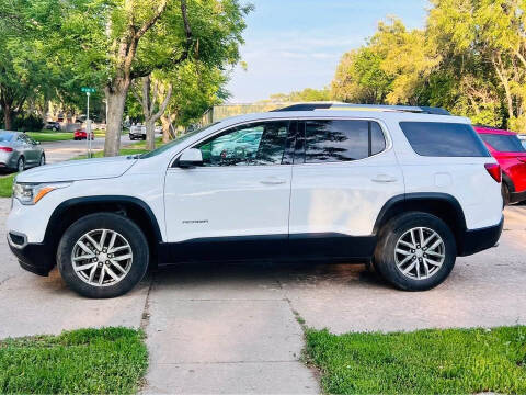 2017 GMC Acadia SLE-2