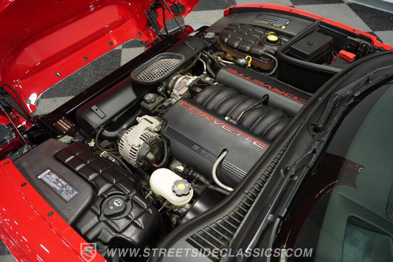 2004 Chevrolet Corvette