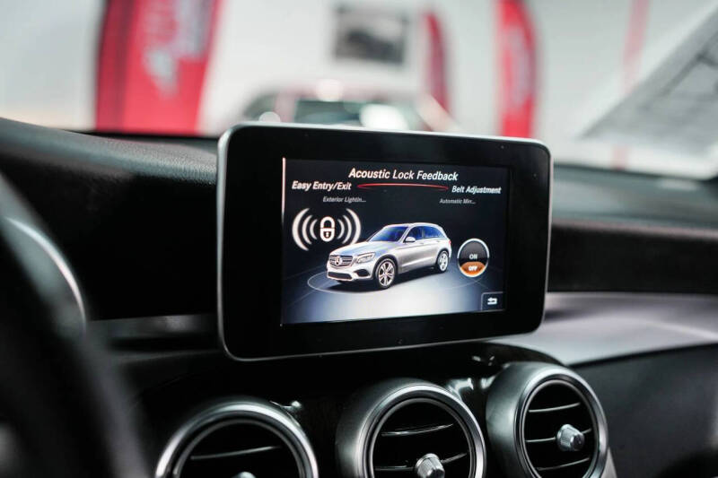 2017 Mercedes-Benz GLC GLC 300 4MATIC