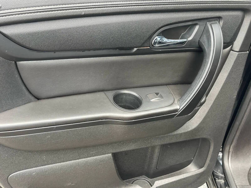 2016 GMC Acadia SLE-2