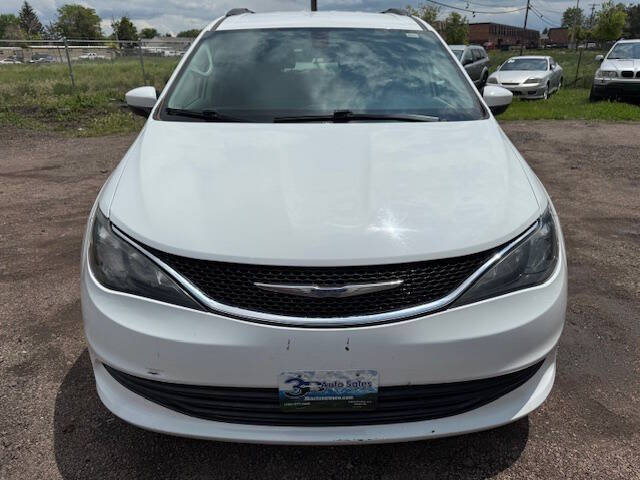 2020 Chrysler Voyager LXi