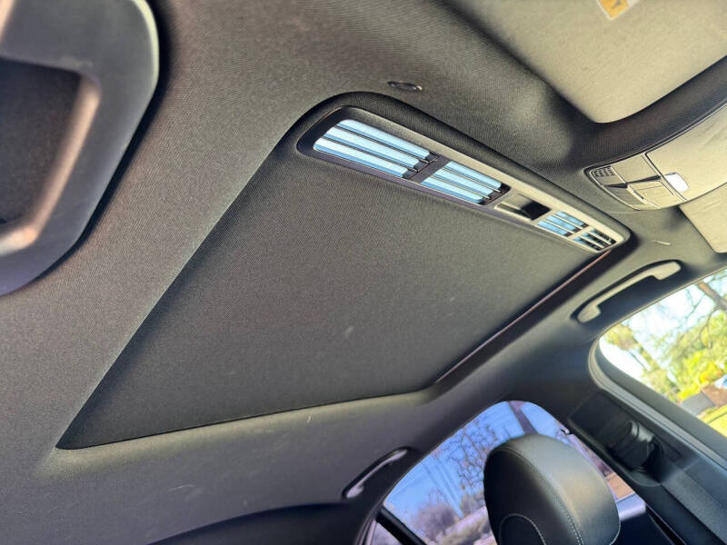 2019 Mercedes-Benz E-Class E 300