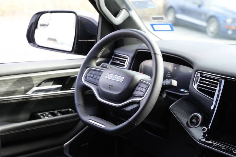 2024 Jeep Wagoneer L