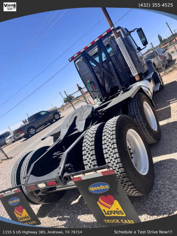 2014 Volvo VHD