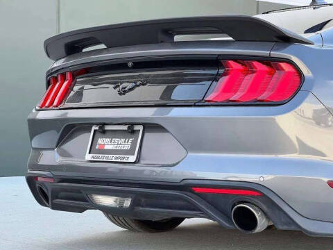 2022 Ford Mustang EcoBoost