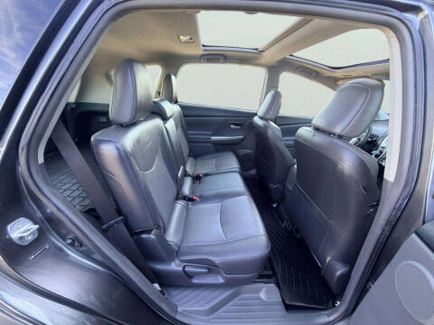2012 Toyota Prius v Five
