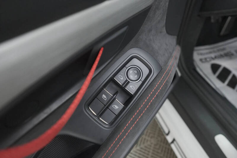 2016 Porsche Cayman GT4