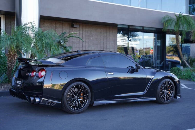 2017 Nissan GT-R Premium