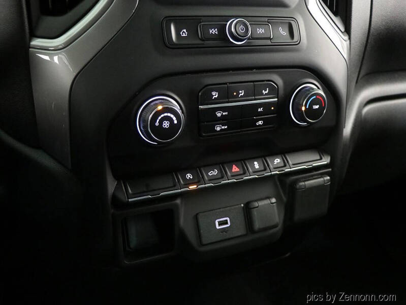 2020 Chevrolet Silverado 1500 Custom