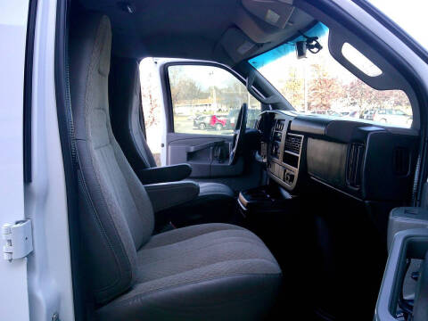 2017 Chevrolet Express 2500