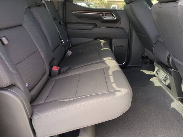 2026 GMC Sierra 1500 Elevation Standard