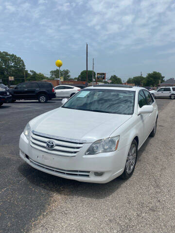 2006 Toyota Avalon for sale at Gator's Auto Sales in Garland TX