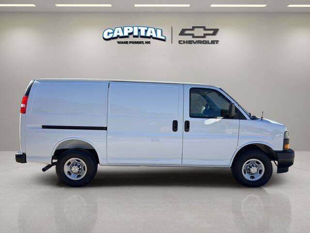 2025 Chevrolet Express 2500
