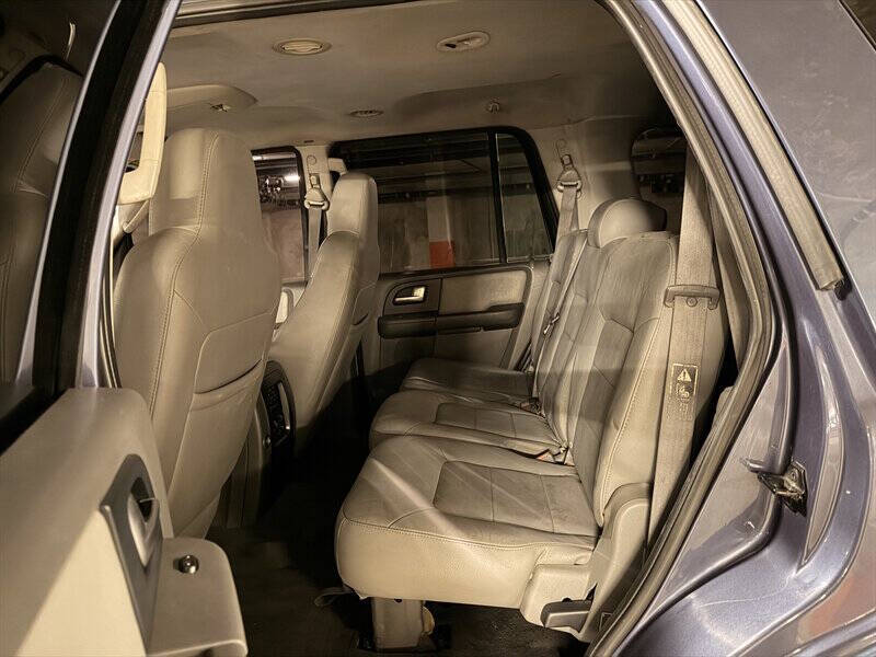 2003 Ford Expedition XLT