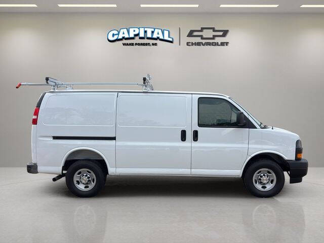 2025 Chevrolet Express 2500