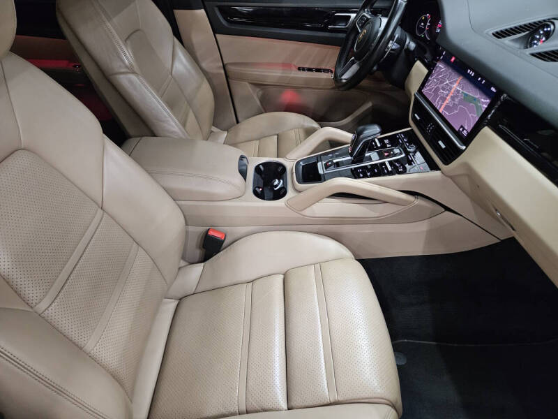 2021 Porsche Cayenne Coupe