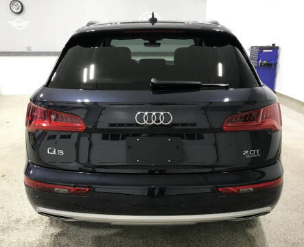 2018 Audi Q5 2.0T quattro Premium Plus