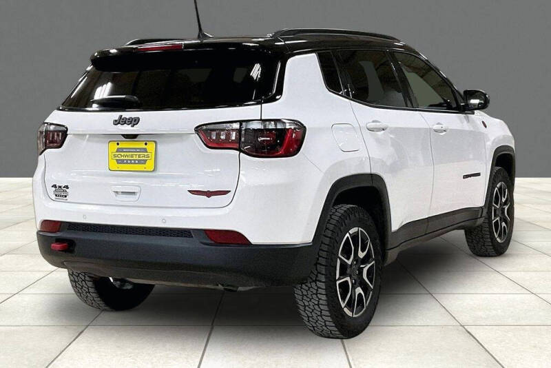 2025 Jeep Compass Trailhawk