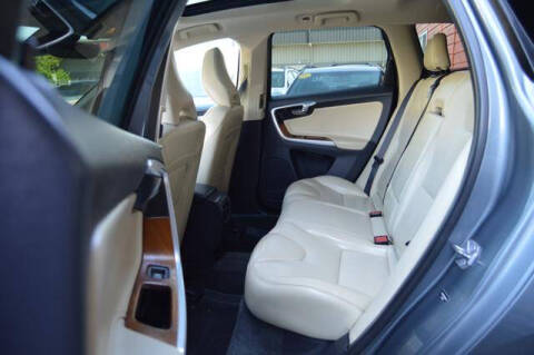 2017 Volvo XC60 T5 Inscription