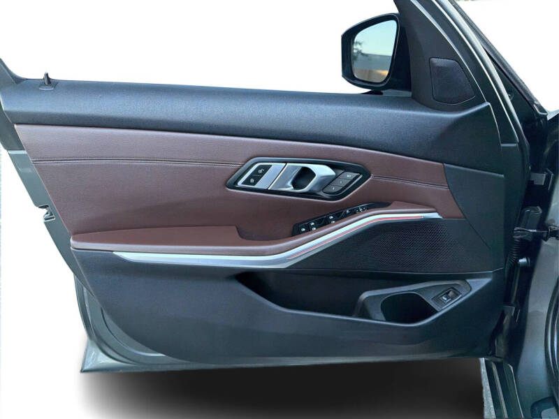 2019 BMW 3 Series 330i