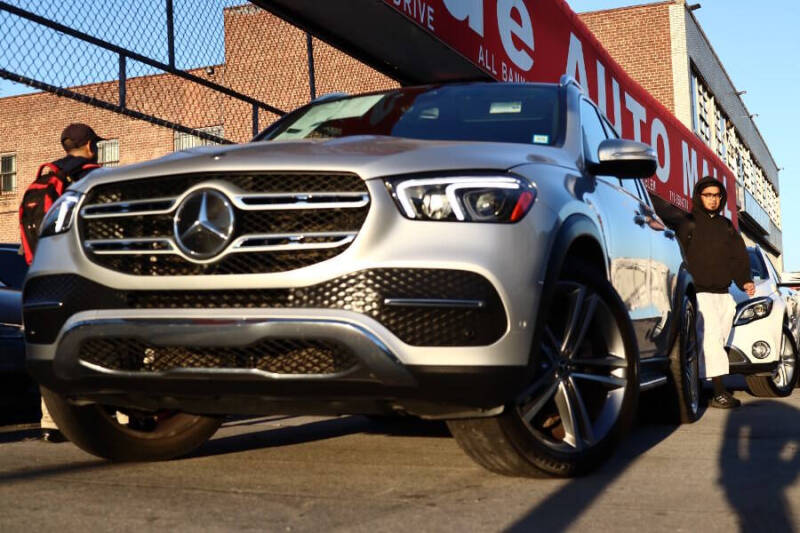 2020 Mercedes-Benz GLE for sale at HILLSIDE AUTO MALL INC in Jamaica NY