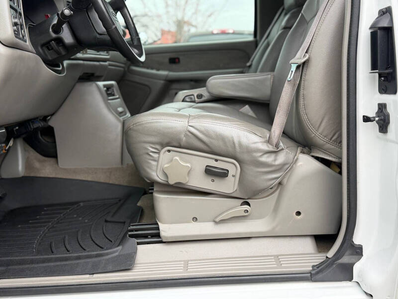 2002 Chevrolet Silverado 3500 LS