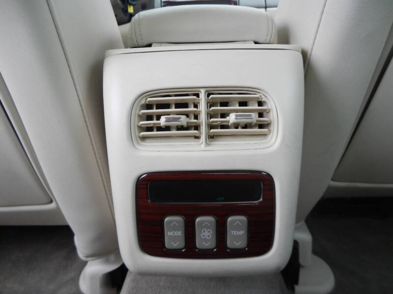 2002 Cadillac DeVille