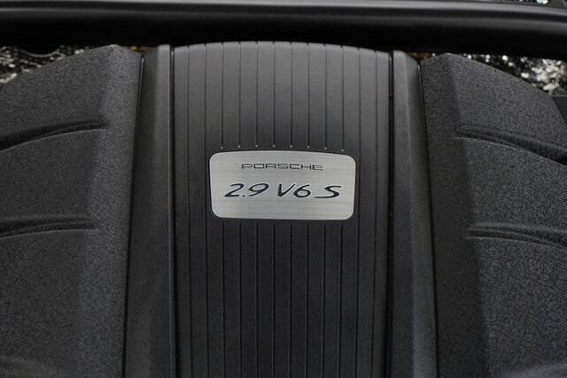 2023 Porsche Macan S