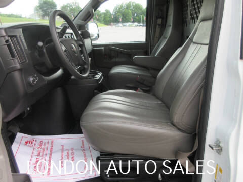 2025 GMC Savana 2500