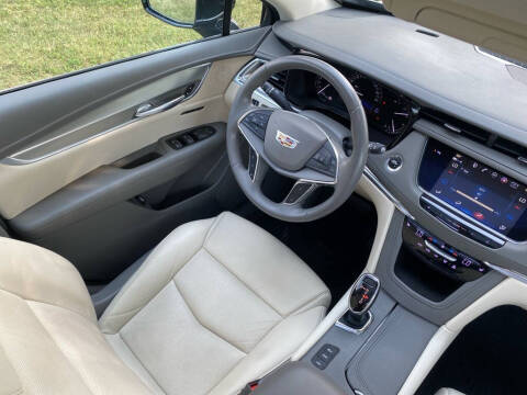 2018 Cadillac XT5 Luxury