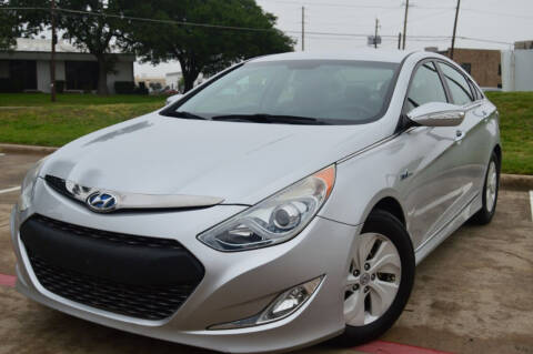 2015 Hyundai Sonata Hybrid for sale at E-Auto Groups in Dallas TX