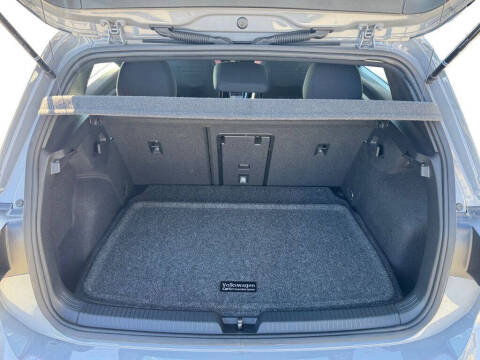 2024 Volkswagen Golf GTI 380 SE