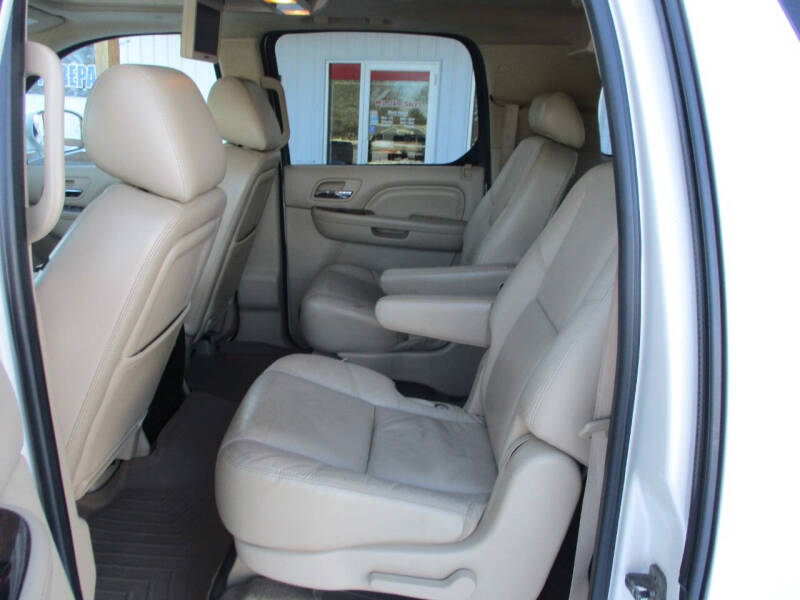 2010 Cadillac Escalade ESV Premium