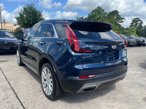 2019 Cadillac XT4 Premium Luxury