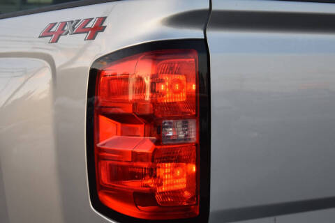 2019 Chevrolet Silverado 1500 LD Custom