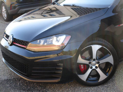 2017 Volkswagen Golf GTI SE