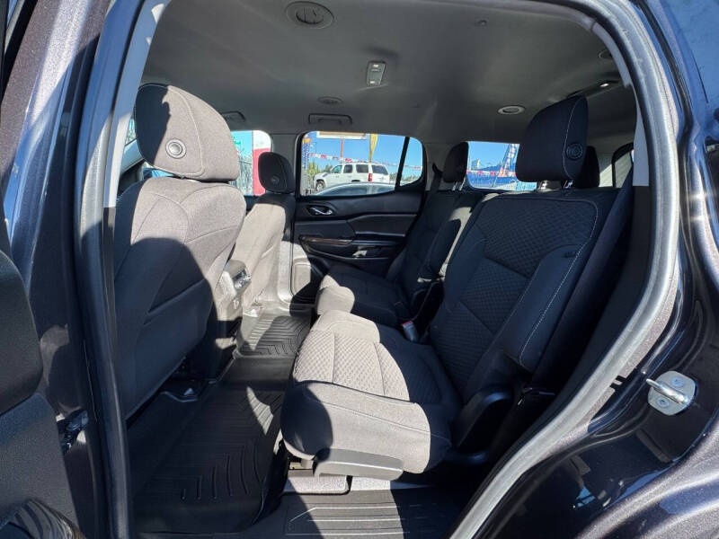 2018 GMC Acadia SLE-2