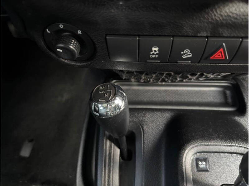 2011 Jeep Wrangler Unlimited Sahara