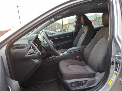 2021 Toyota Camry Hybrid LE