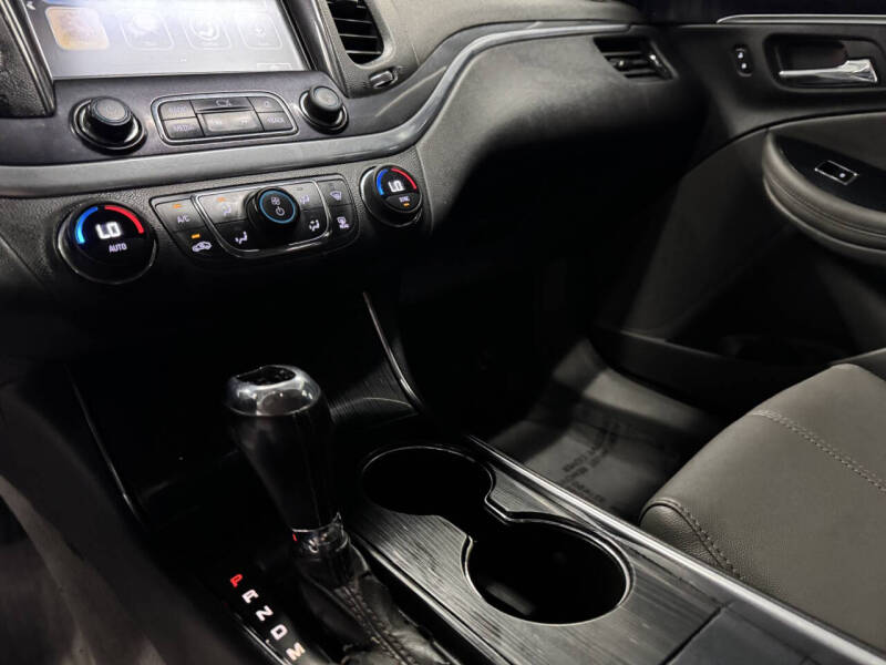 2019 Chevrolet Impala LT