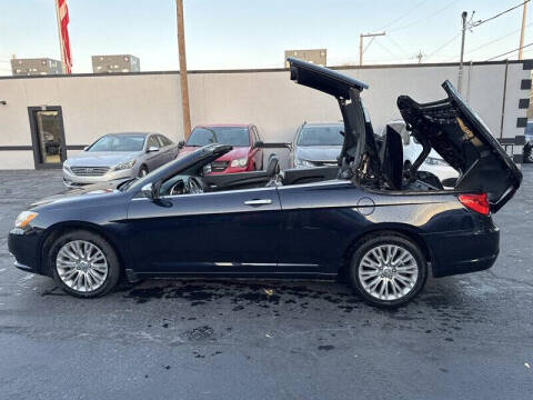 2011 Chrysler 200 Limited